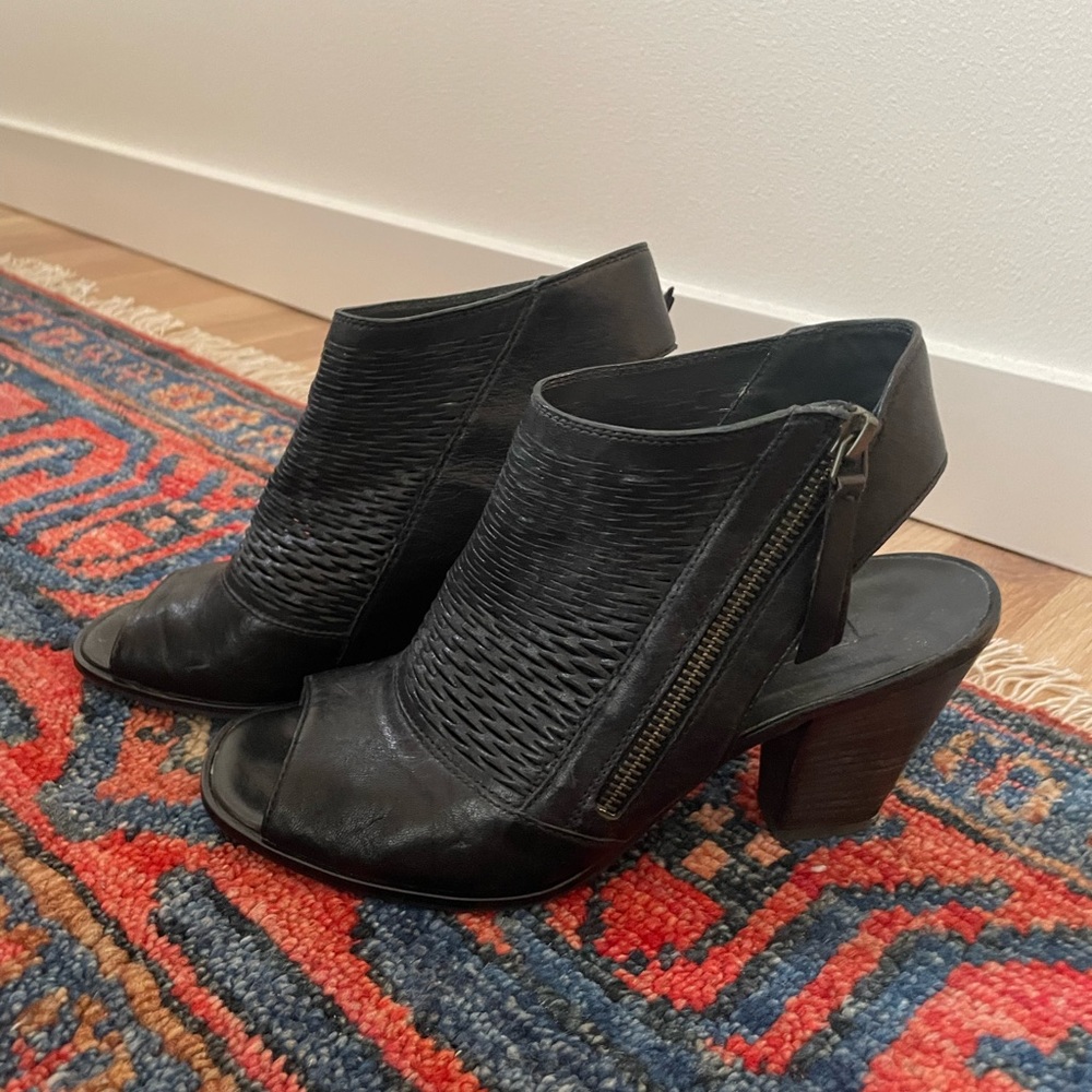 Paul Green Willow Black Leather Bootie